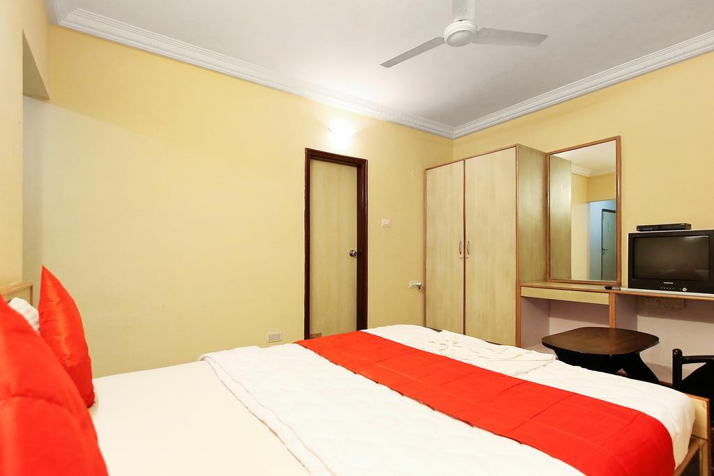 Oyo 4606 Hotel Maple Green Suites Bangalore Exterior foto