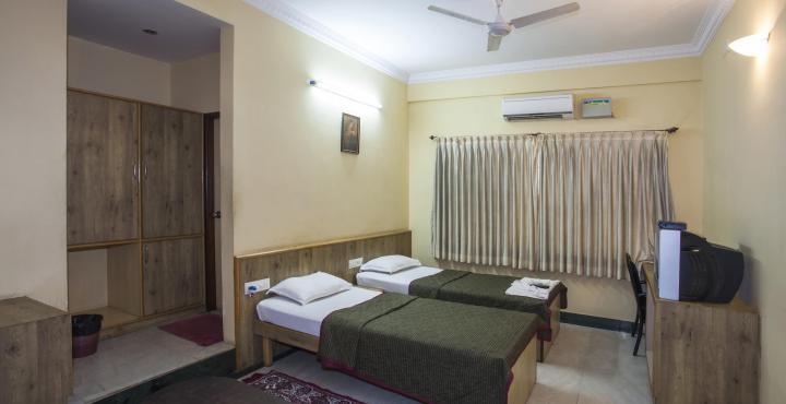 Oyo 4606 Hotel Maple Green Suites Bangalore Exterior foto