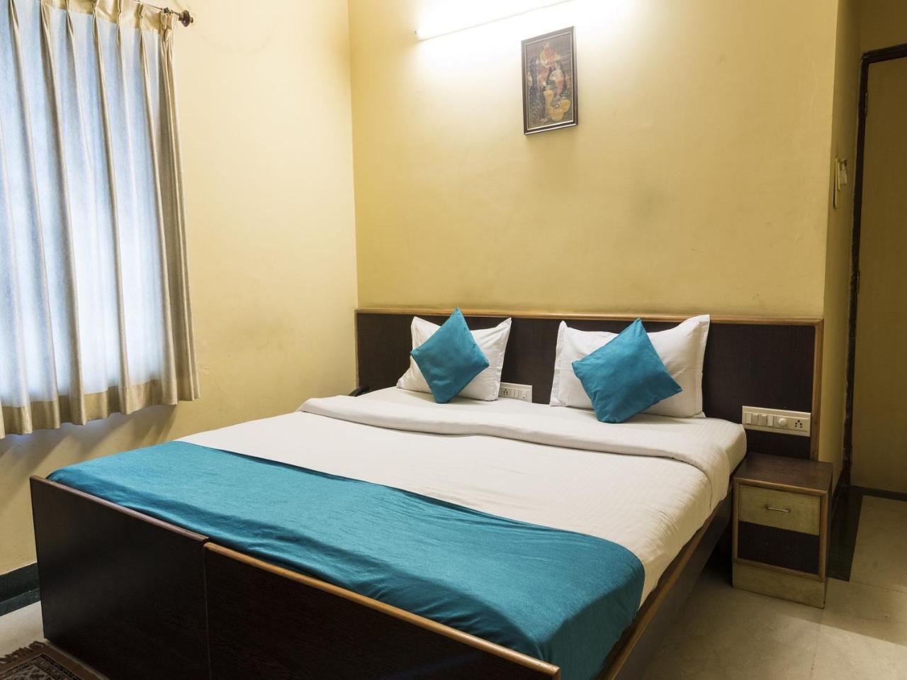 Oyo 4606 Hotel Maple Green Suites Bangalore Exterior foto